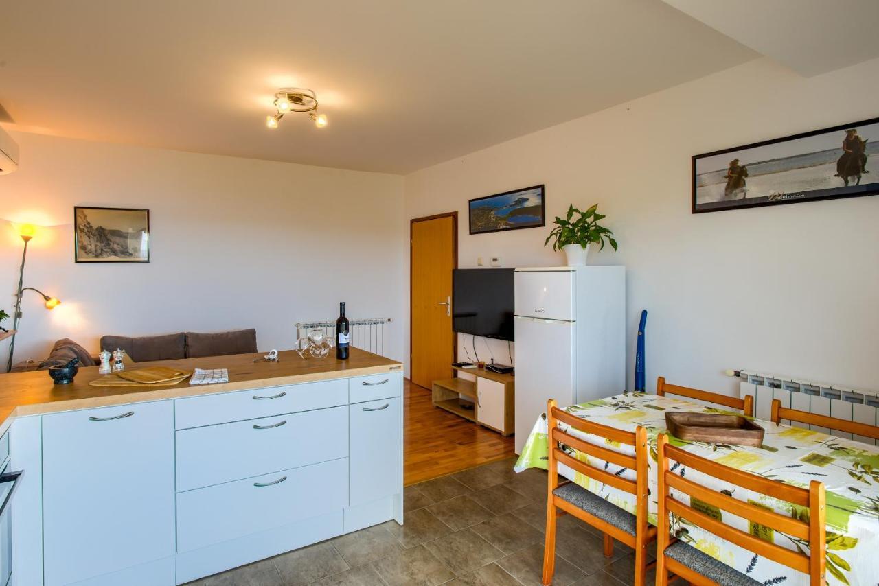 Sun&Sea Apartments Medulin A4 ภายนอก รูปภาพ