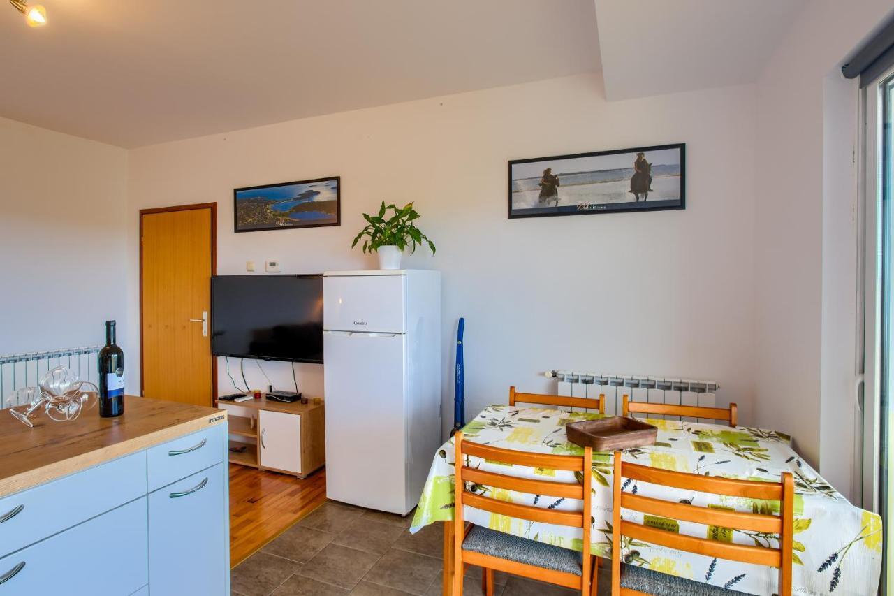 Sun&Sea Apartments Medulin A4 ภายนอก รูปภาพ